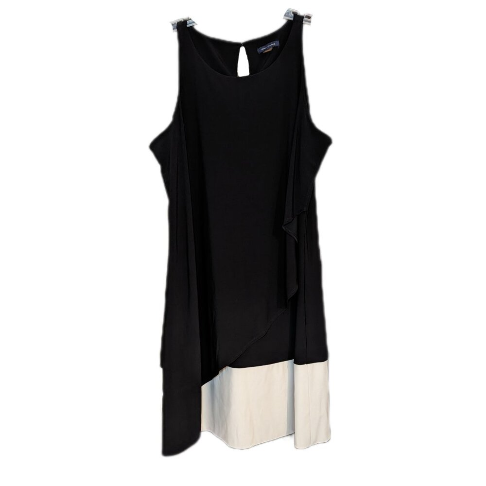 Elegant Black and White Sleeveless Dress